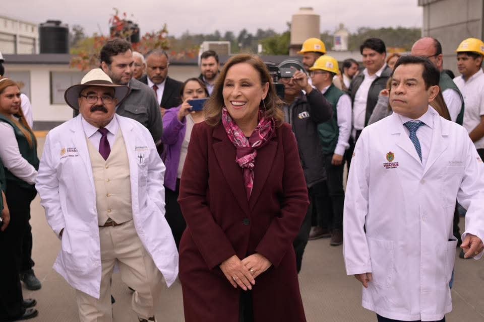 Veracruz propone crear empresa ‘Limpia Ver’ para limpiar hospitales y mejorar condiciones laborales Veracruz propone crear empresa ‘Limpia Ver’ para limpiar hospitales y mejorar condiciones laborales