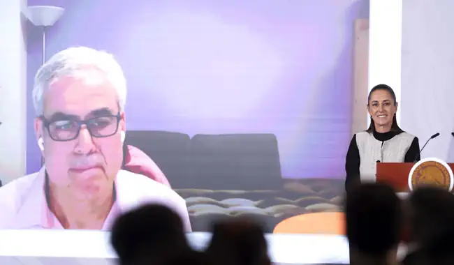 El objetivo es presentar el siguiente ciclo escolar una propuesta sobre regulación de plataformas digitales y redes sociales: presidenta