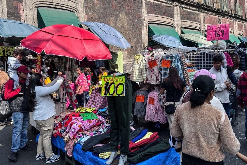Castigarán con hasta 10 años de cárcel la piratería en tianguis y vía pública