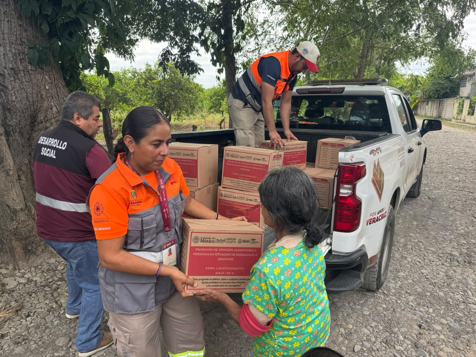 Restablecen caminos y servicios en el norte de Veracruz; avanza Fase de Recuperación Restablecen caminos y servicios en el norte de Veracruz; avanza Fase de Recuperación